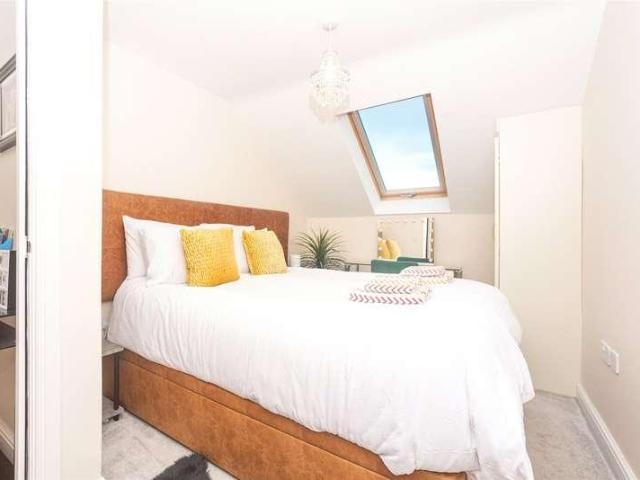 1 bed flat for sale