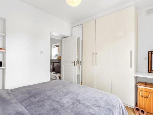 1 bed flat for sale