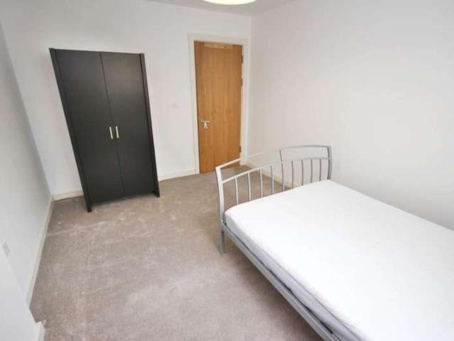 1 bed flat for sale