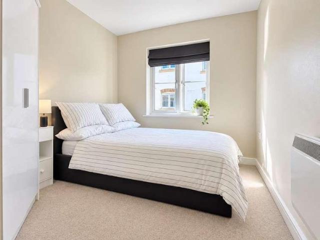 1 bed flat for sale