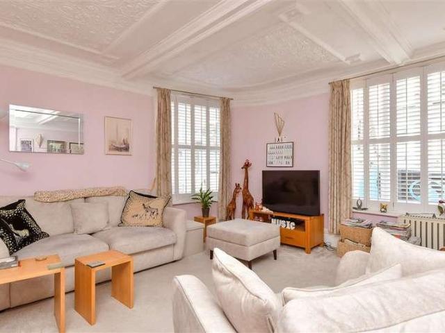 1 bed flat for sale