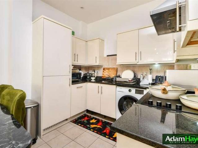 1 bed flat for sale