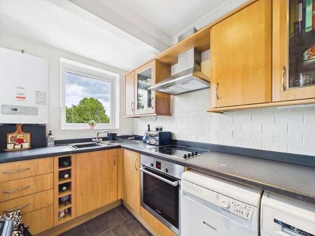 1 bed flat for sale