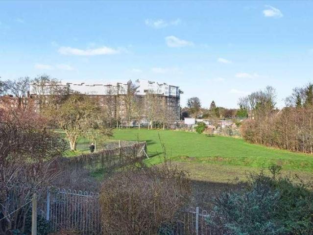 1 bed flat for sale