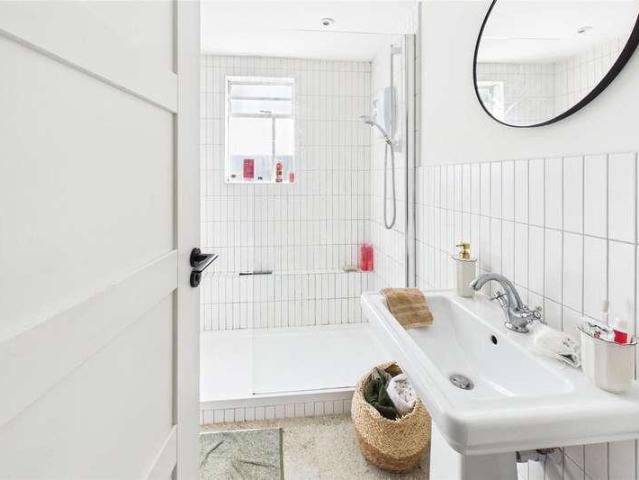 1 bed flat for sale