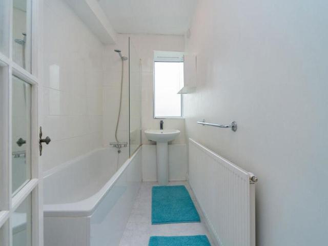 1 bed flat for sale