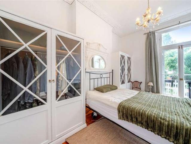 1 bed flat for sale