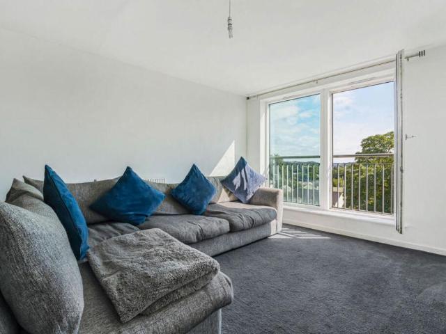 1 bed flat for sale