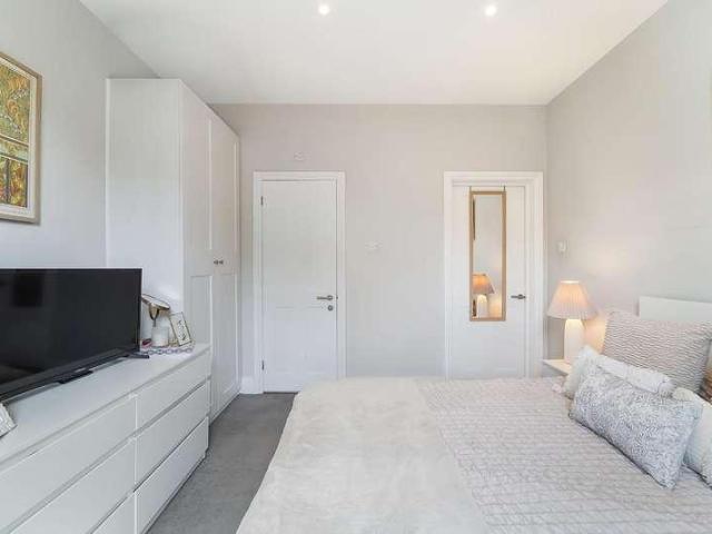 1 bed flat for sale