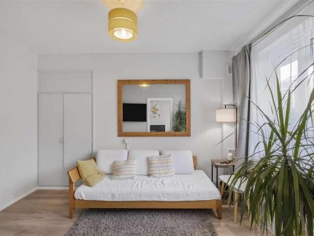 1 bed flat for sale