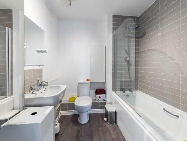 1 bed flat for sale