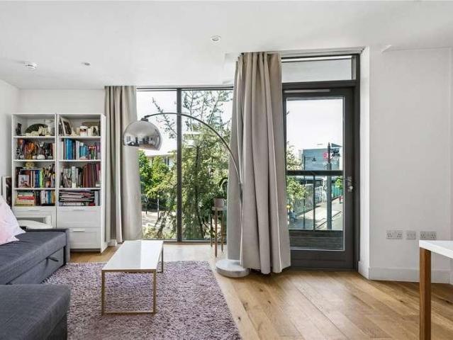 1 bed flat for sale