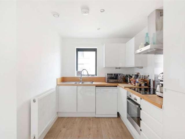 1 bed flat for sale