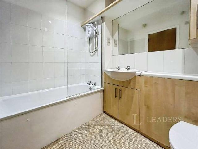 1 bed flat for sale