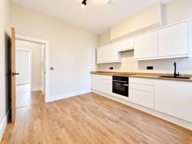 1 bed flat for sale