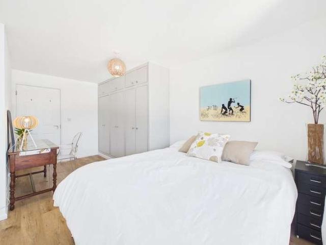 1 bed flat for sale