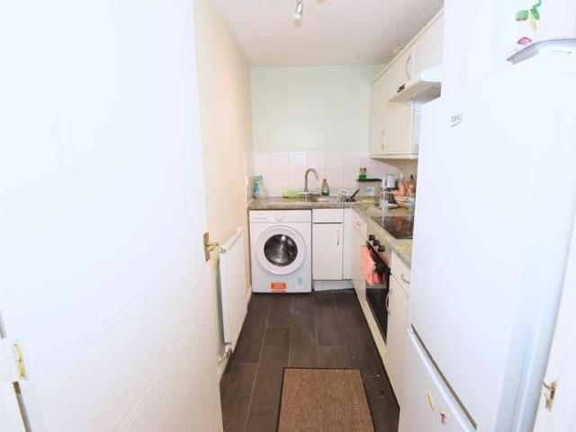 1 bed flat for sale