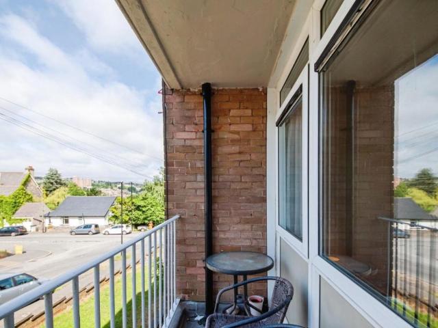 1 bed flat for sale