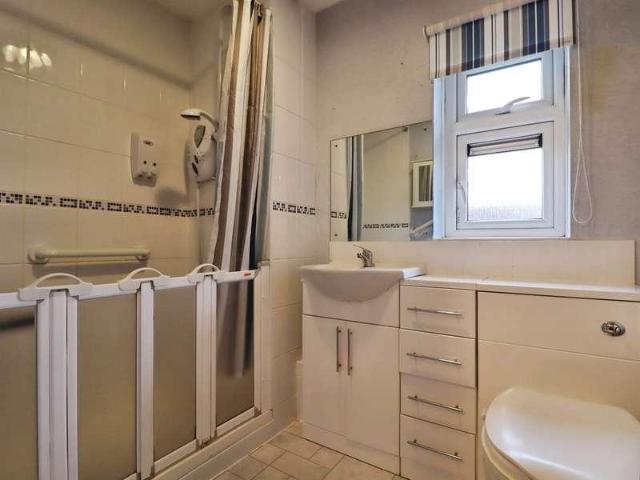 1 bed flat for sale