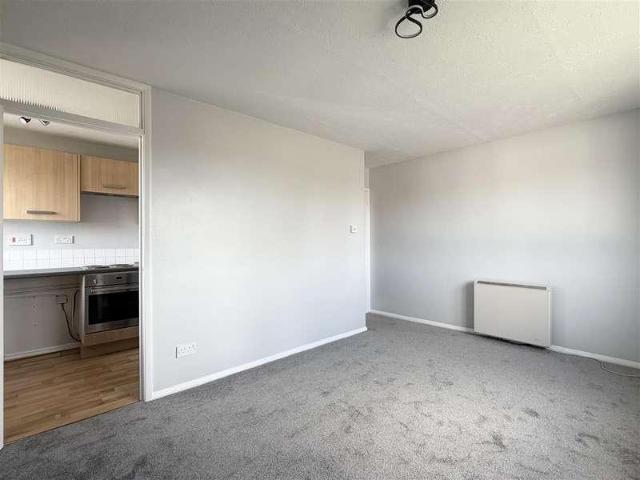 1 bed flat for sale