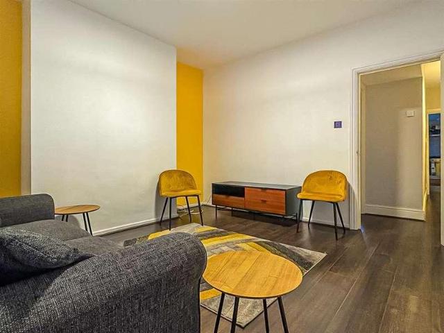 1 bed flat for sale