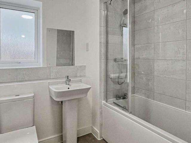 1 bed flat for sale