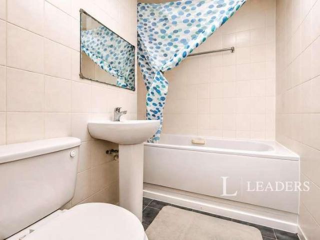 1 bed flat for sale