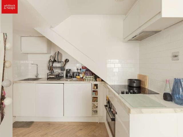 1 bed flat for sale