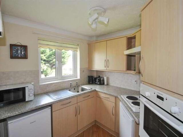 1 bed flat for sale