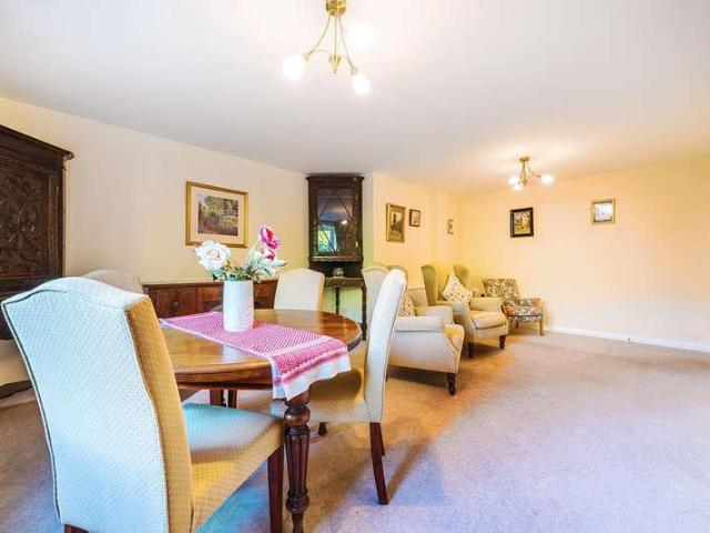 1 bed flat for sale