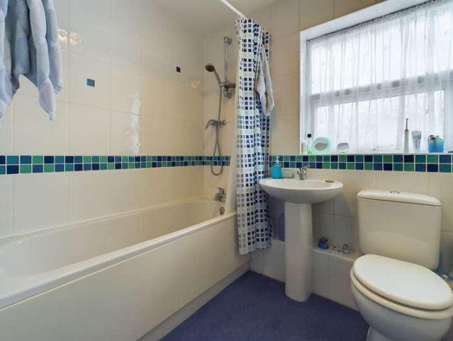 1 bed flat for sale