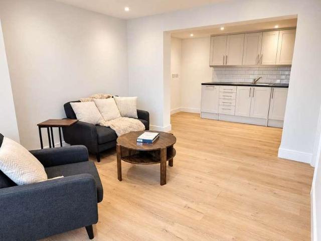 1 bed flat for sale