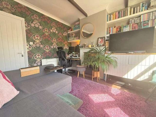 1 bed flat for sale