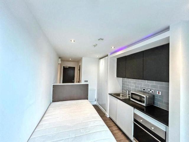 1 bed flat for sale