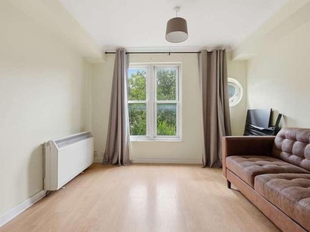 1 bed flat for sale