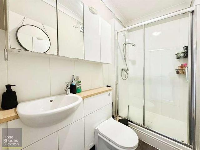 1 bed flat for sale