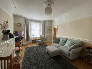 1 bed flat for sale