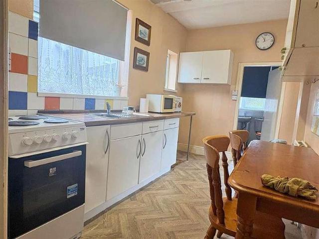 1 bed flat for sale