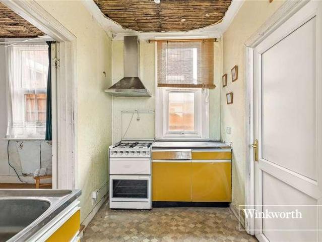 1 bed flat for sale