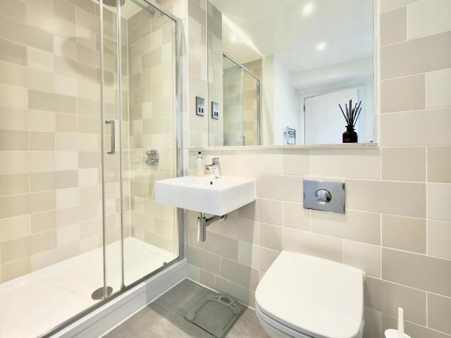 1 bed flat for sale