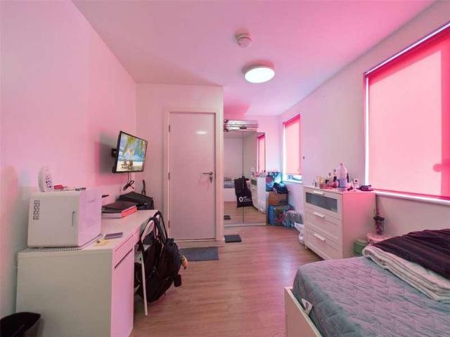 1 bed flat for sale