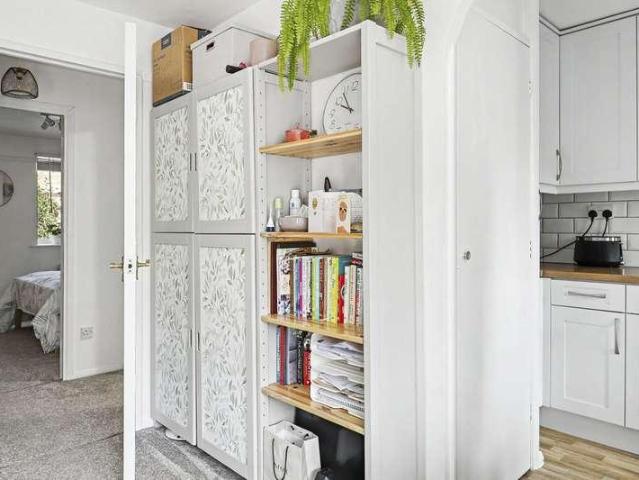 1 bed flat for sale