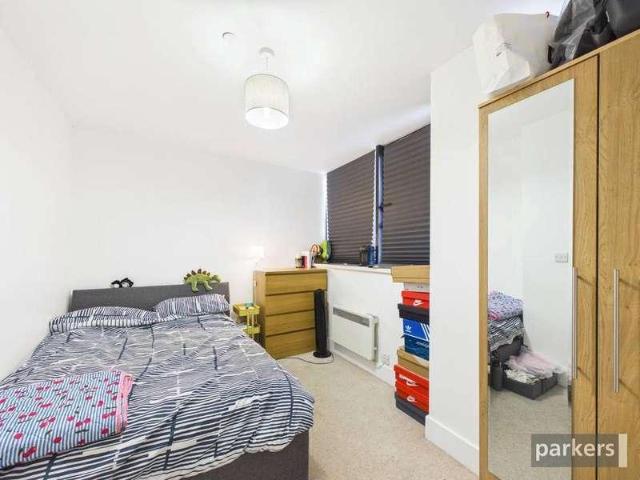 1 bed flat for sale