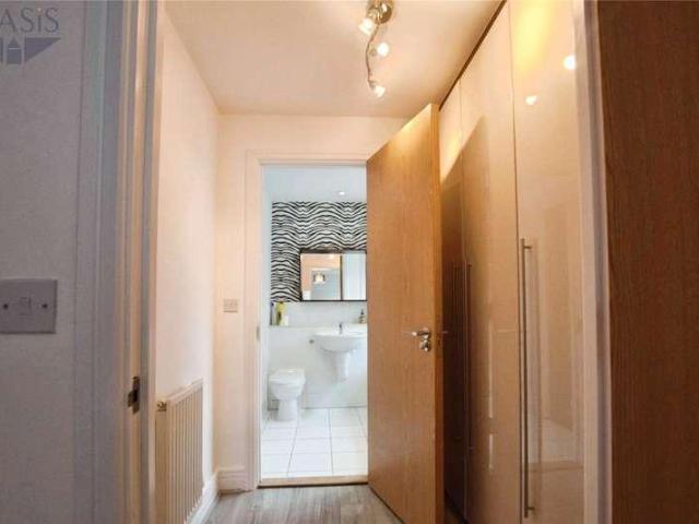 1 bed flat for sale