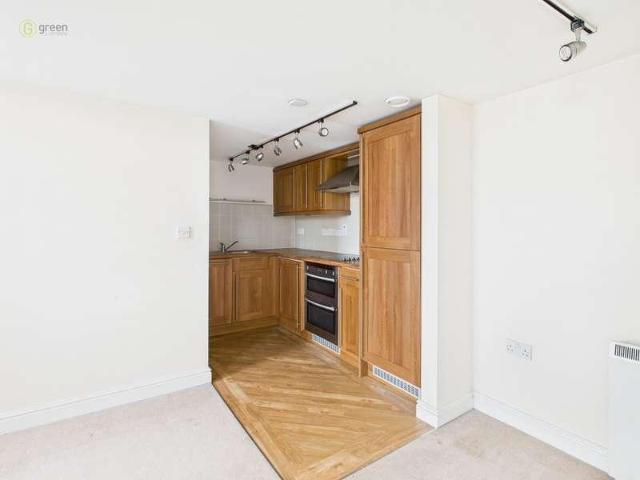 1 bed flat for sale
