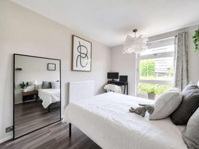 1 bed flat for sale