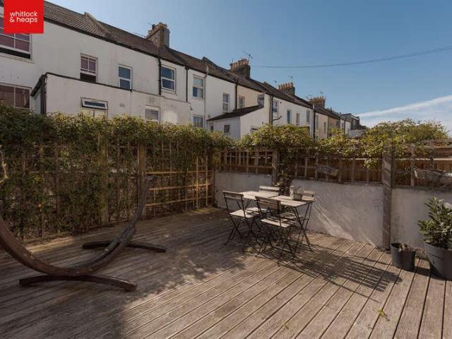1 bed flat for sale
