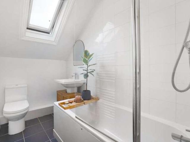 1 bed flat for sale