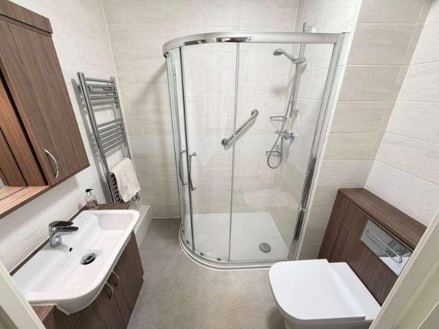 1 bed flat for sale