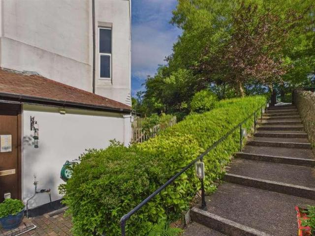 1 bed flat for sale